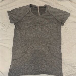 Lululemon swiftly tech